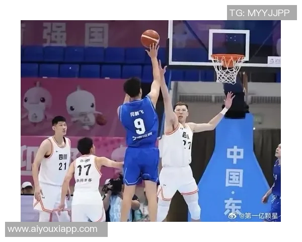 周琦首次现场观赛感受男双比赛魅力轻松3-0胜利乐趣无穷