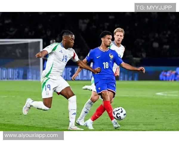 英超官方调查卡拉菲奥里在最佳左后卫中名次如何引发热议