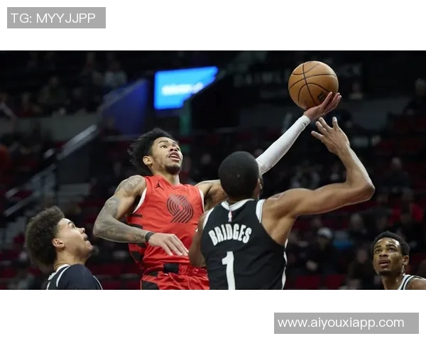 安芬尼西蒙斯表现出色14投8中三分球7中2贡献18分2助攻